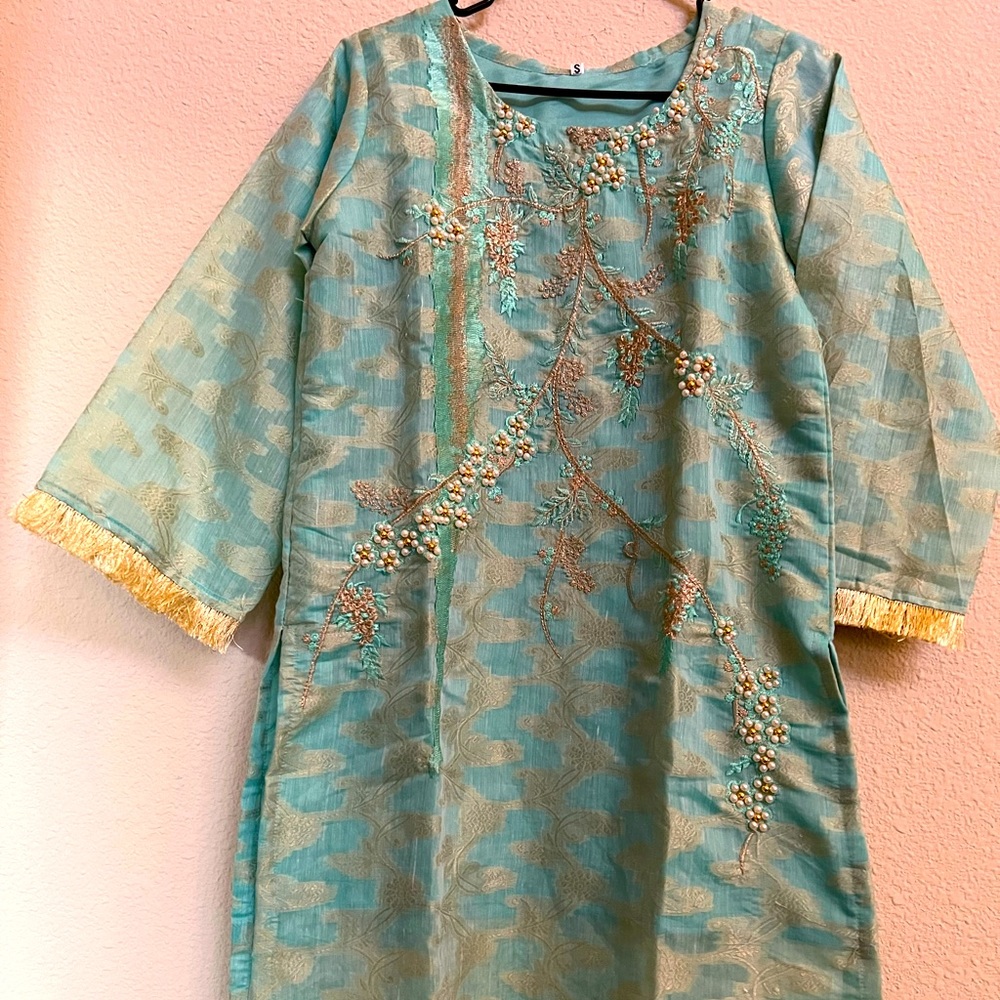 Pakistani/Indian/Bangladeshi Kurti Kameez for special occasions.